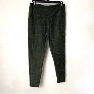 Victoria’s Secret Capri Leggings